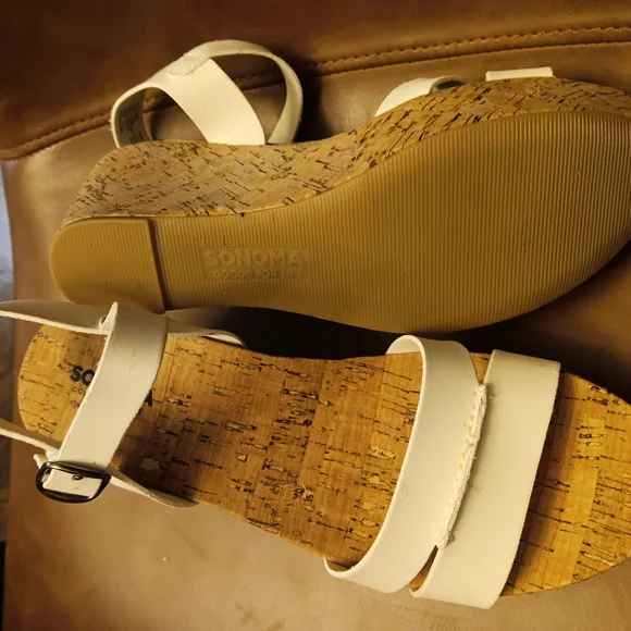 Sonoma Women's White Sandals - Picture 3 of 3